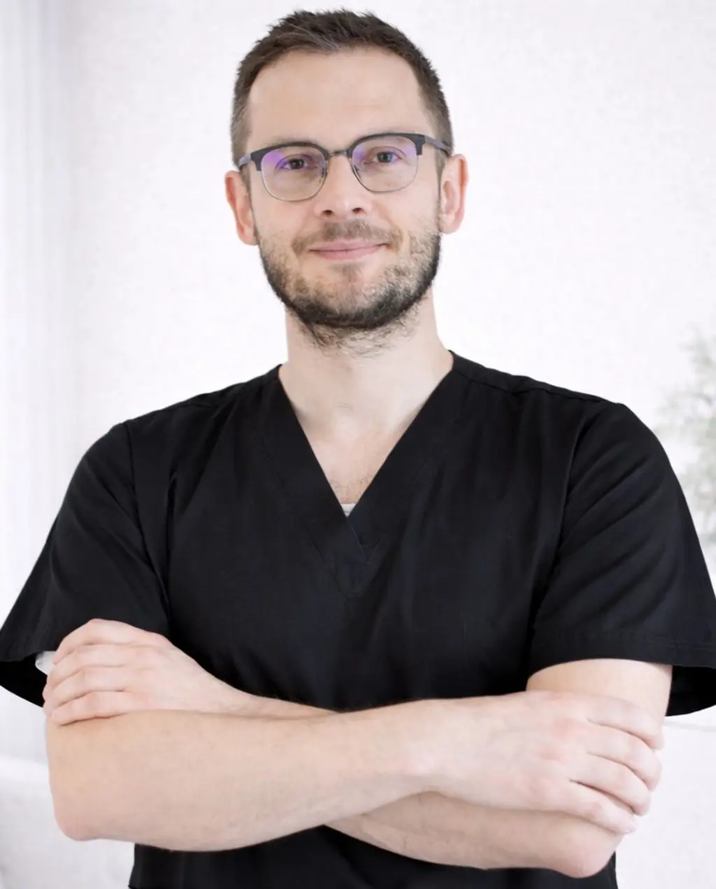 Tomasz Zdziarski- kelarz stomatolog, leczenie kanałowe, endodoncja, leczenie pod mikroskopem, leczenie dzieci , stomatologia zachowawcza, reendo Eurodentica Gdynia, leczenie endodontyczne, bezbolesne